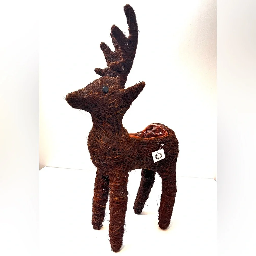 Reindeer Planter Natural Brown Vine Liner Christmas Arrangement Cabincore Decor